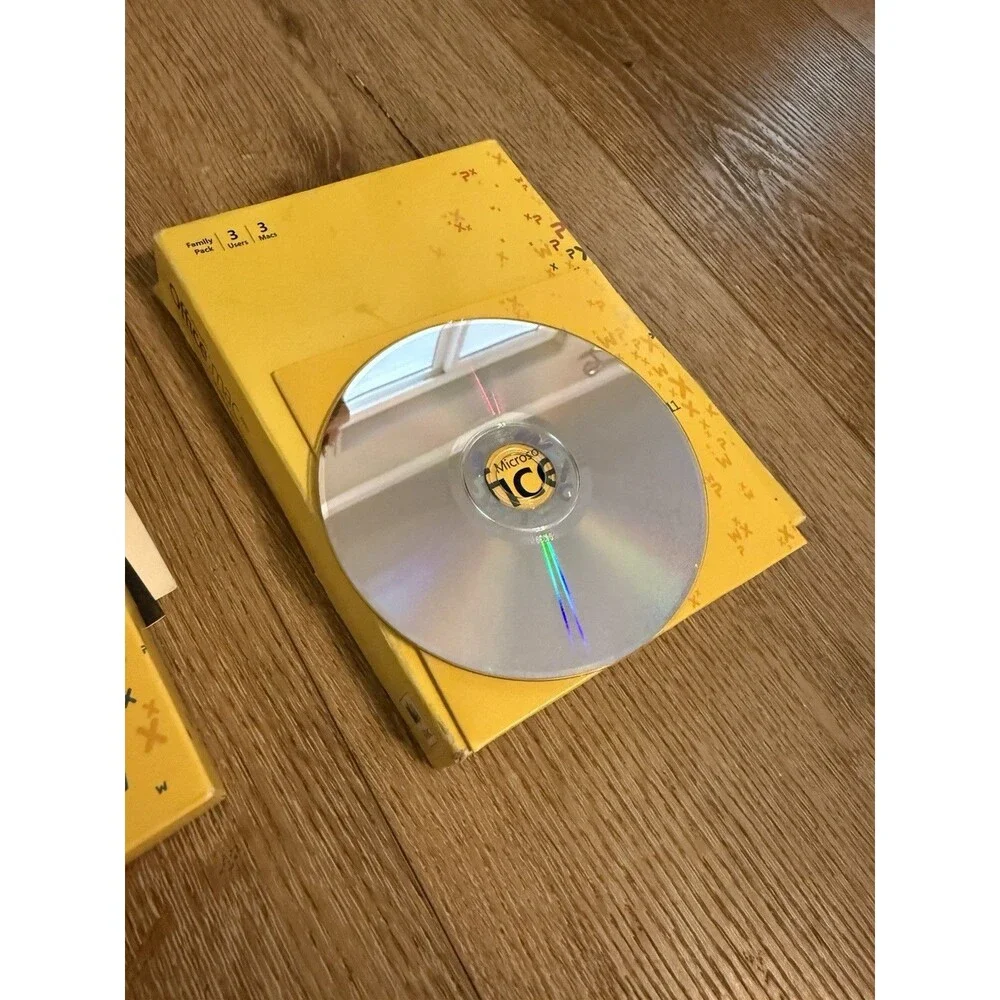 Microsoft Office for Mac Home Dvd Disc and Student 2011 Key